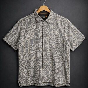 Quiksilver Waterman Collection Hawaiian Tribal Button Up Shirt Men’s L